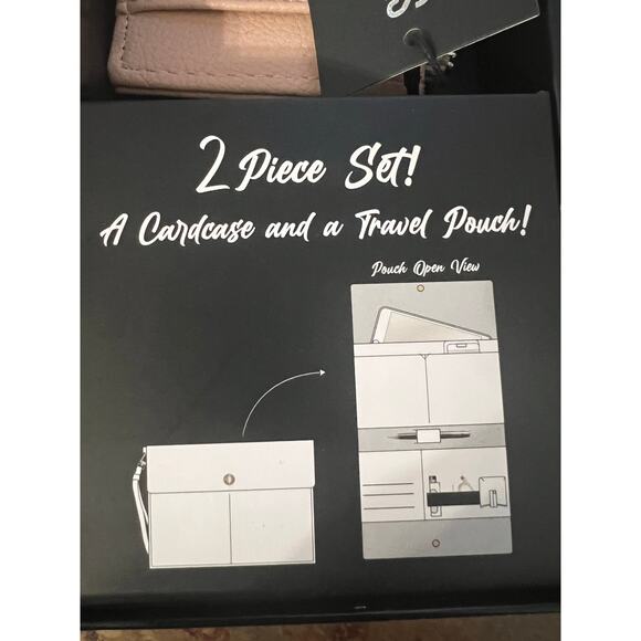 Steve Madden 2 Piece Set Card Case And Travel Pouch - Picture 6 of 6